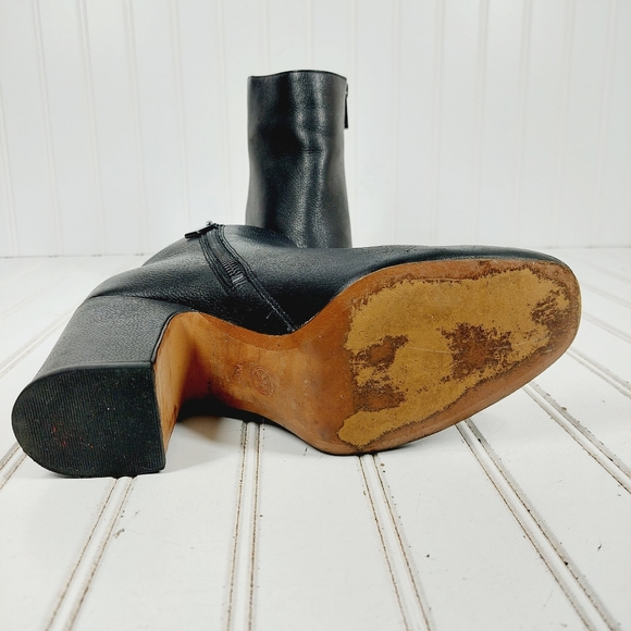 Michael Kors Black Leather Slip On Side Zip Block Heel Ankle Boots D856 - Picture 8 of 14